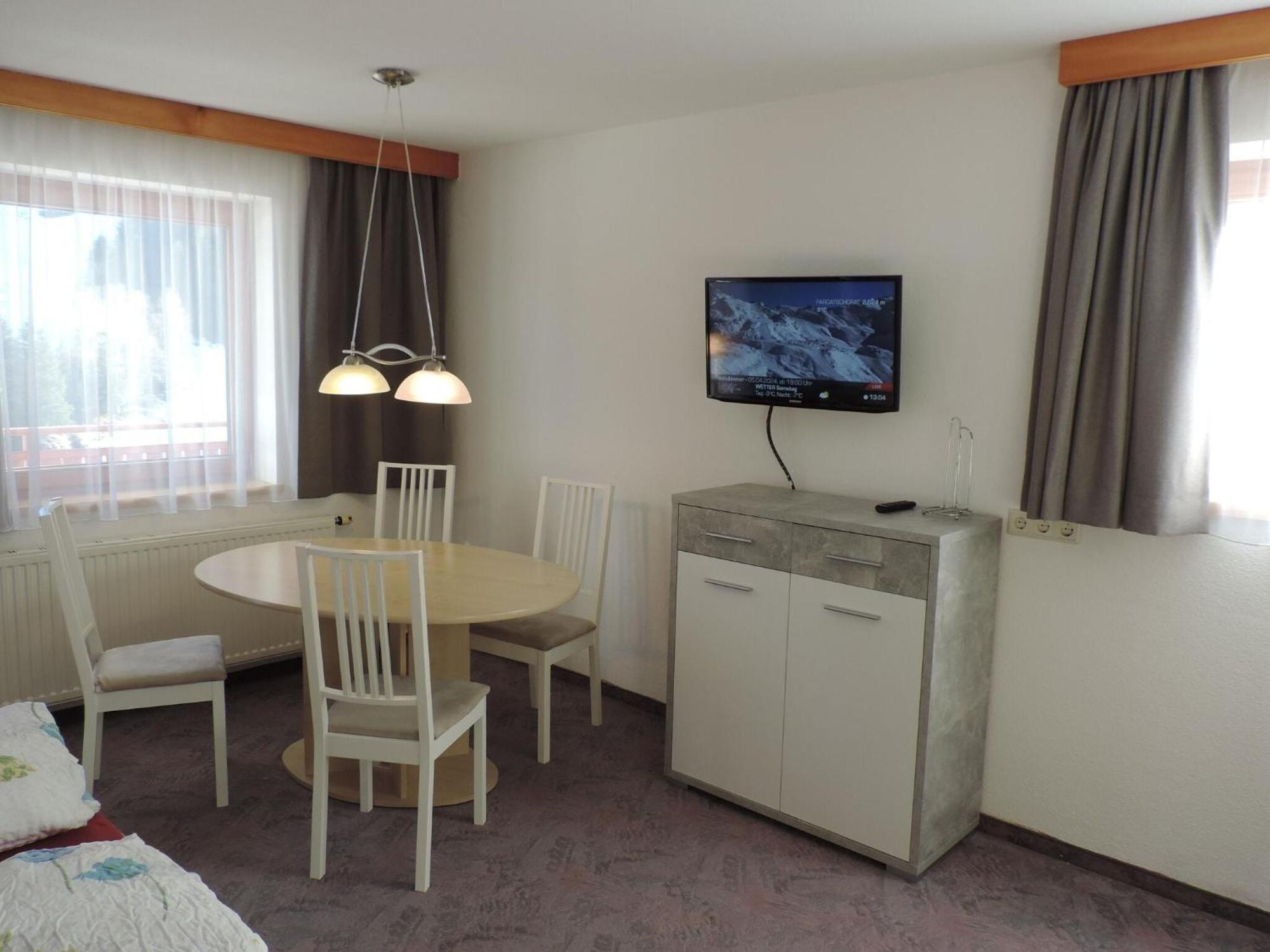 Apartment In Ischgl At The Ski Bus Stop المظهر الخارجي الصورة